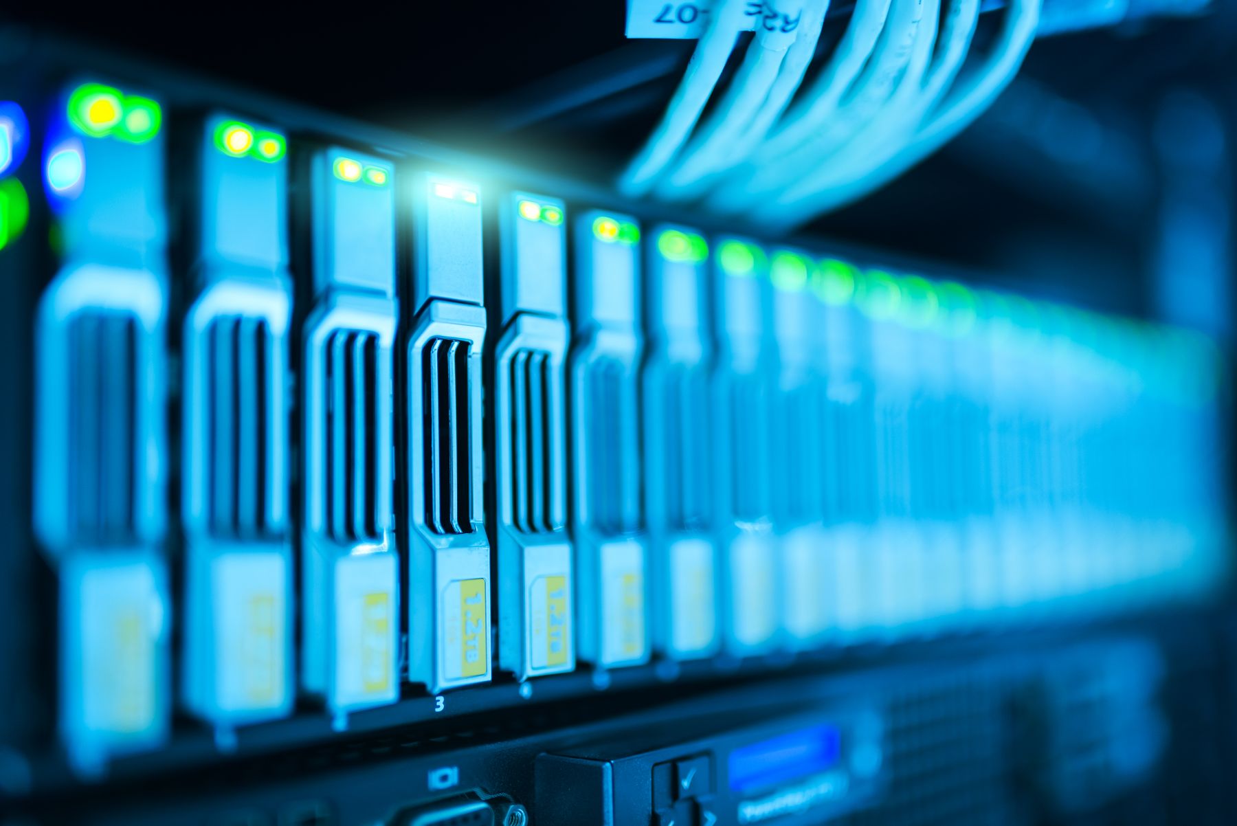 You are currently viewing Data Backup and Recovery: The Cornerstone of a Resilient Disaster Recovery Strategy